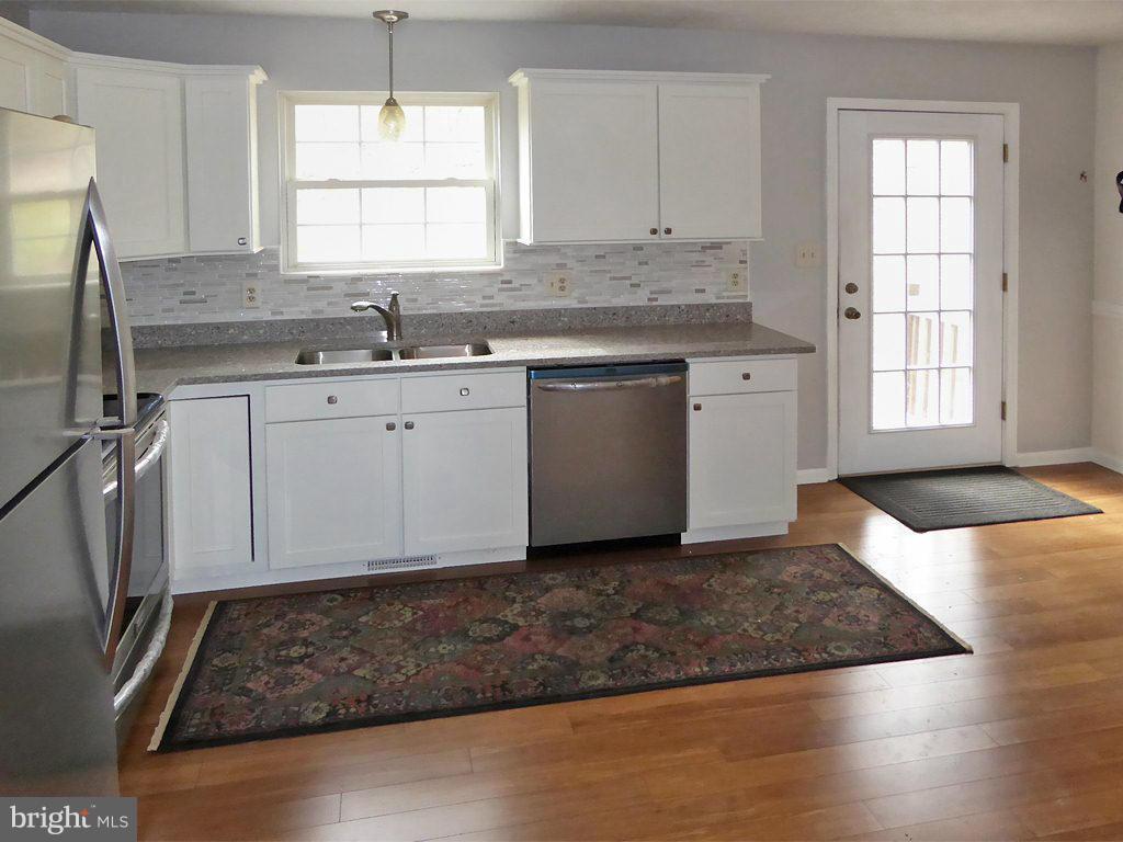 1428 Highridge Road Front Royal, VA 22630 - Photo 16 of 30 Kitchen