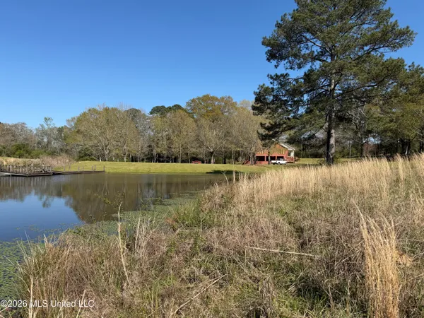$530,000 | 3253 Highway 488, Carthage, MS 39051