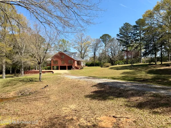 $530,000 | 3253 Highway 488, Carthage, MS 39051
