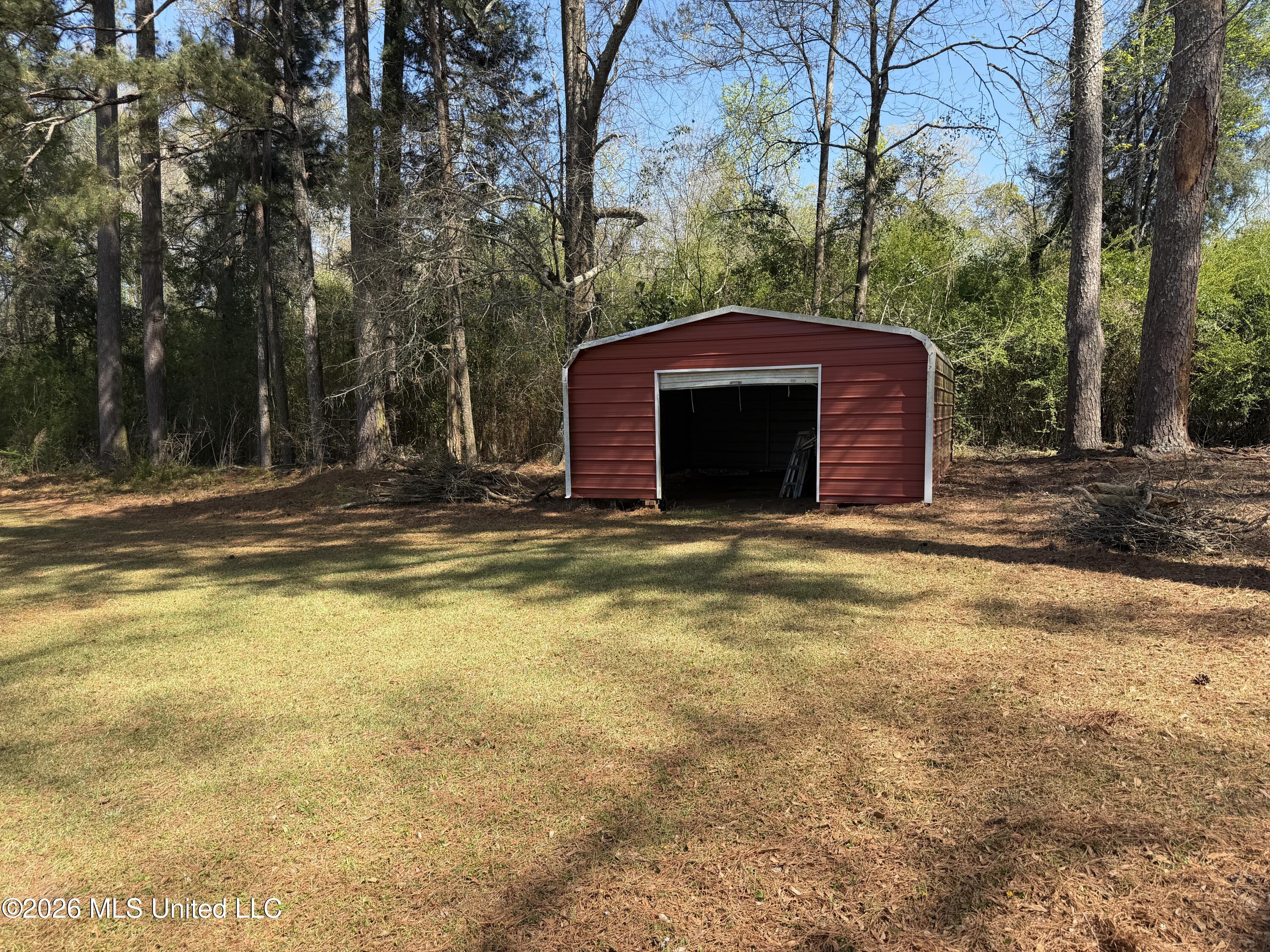 3253 Highway 488 Carthage, MS 39051 - Photo 39 of 109 IMG_2025