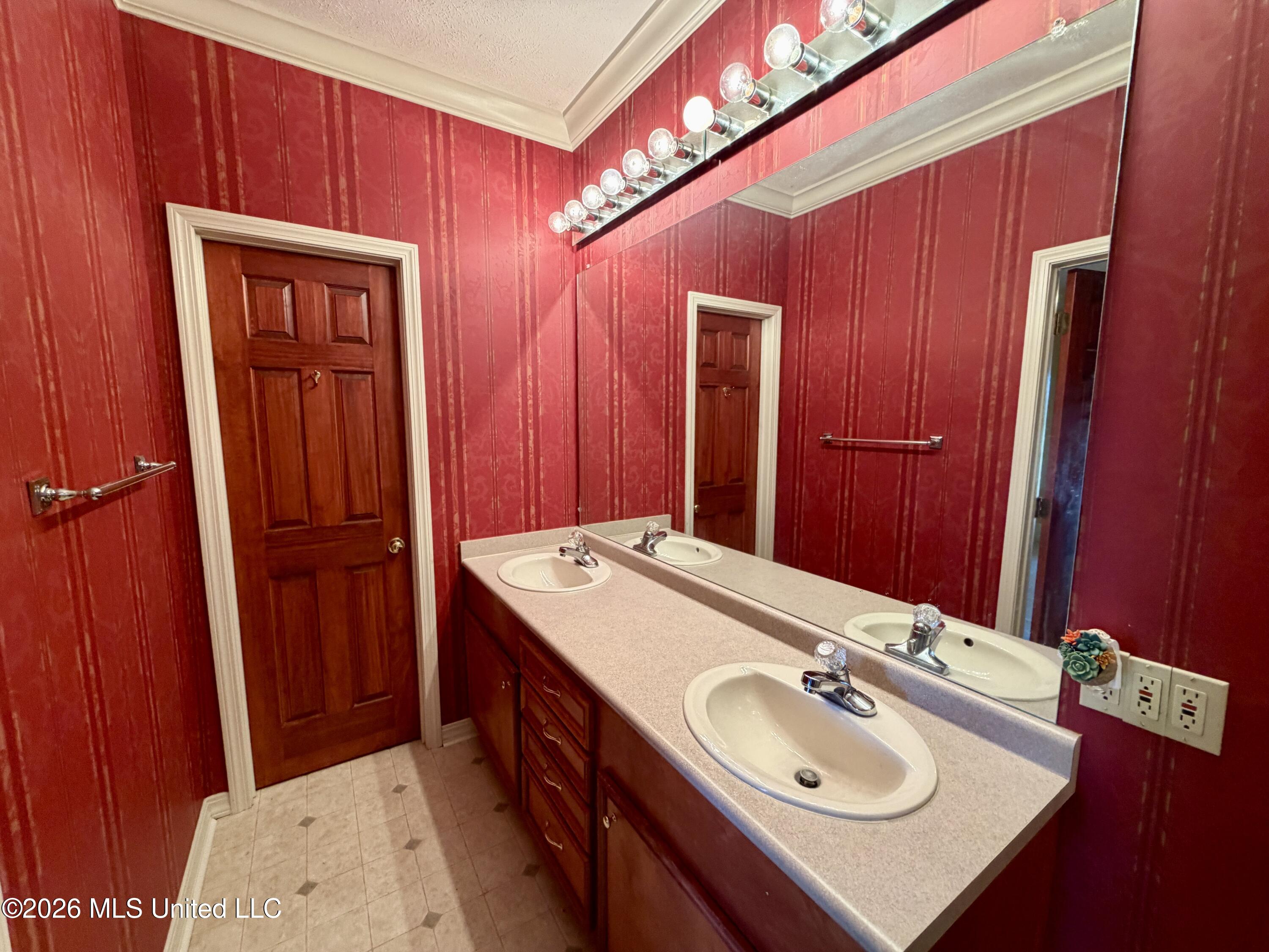 3253 Highway 488 Carthage, MS 39051 - Photo 75 of 109 IMG_2072