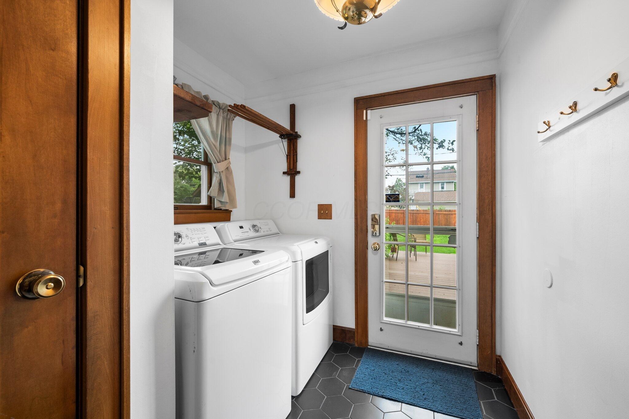 659 Vernon Road Columbus, OH 43209 - Photo 18 of 46 1st Floor Laundry