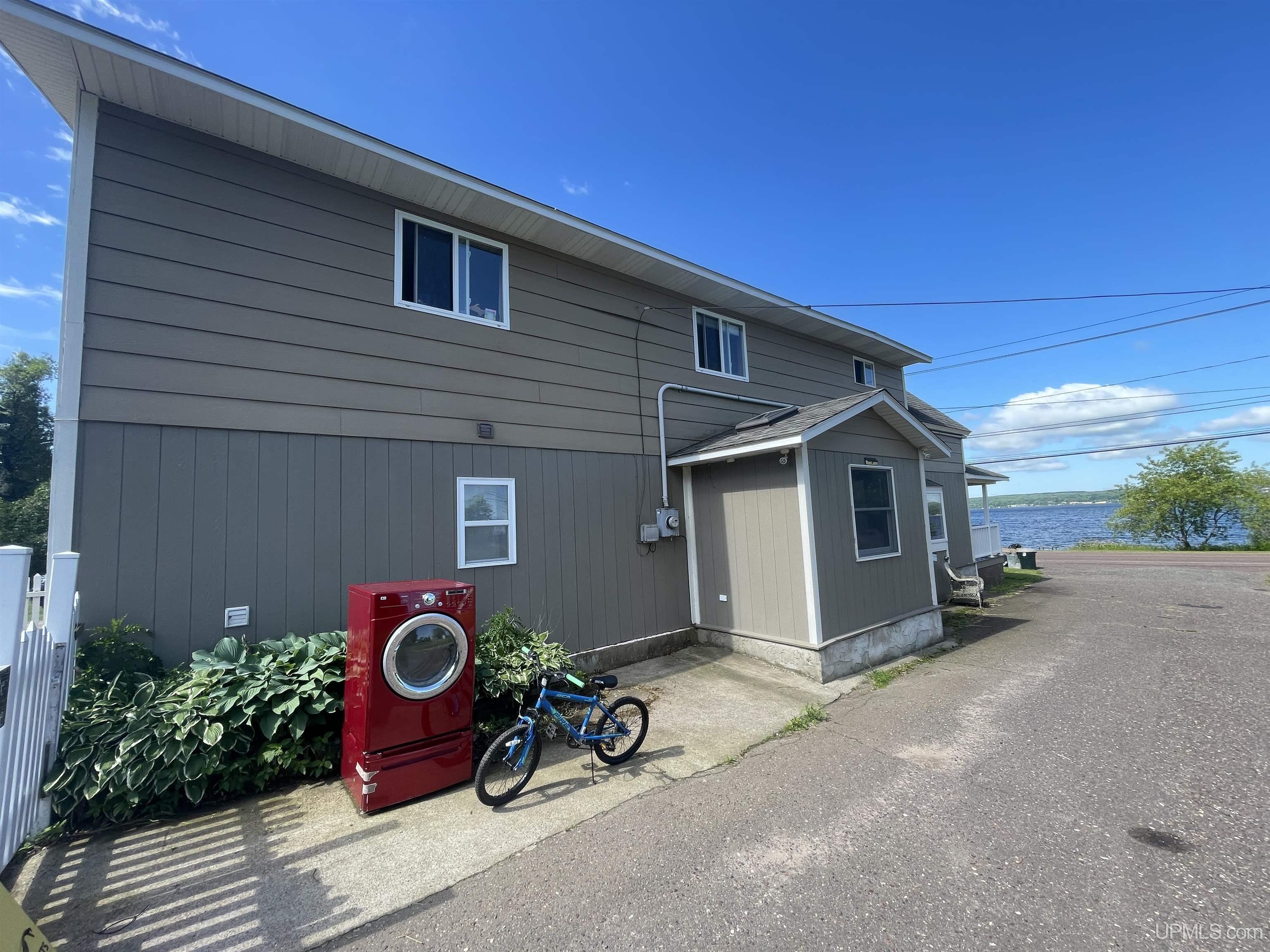 1025 Bayshore Road, Unit 2 L'Anse, MI 49946 - Photo 3 of 24