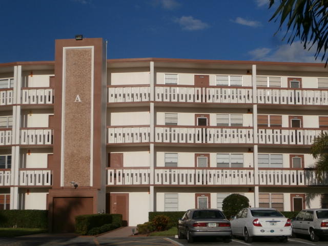 2015 Cornwall East, Unit 2015 Boca Raton, FL 33434 - Photo 1 of 13 Exterior front