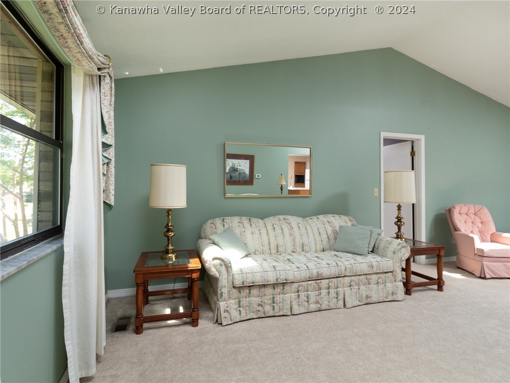 2095 Mount Vernon Road Hurricane, WV 25526 - Photo 6 of 40 Gallery Image 6