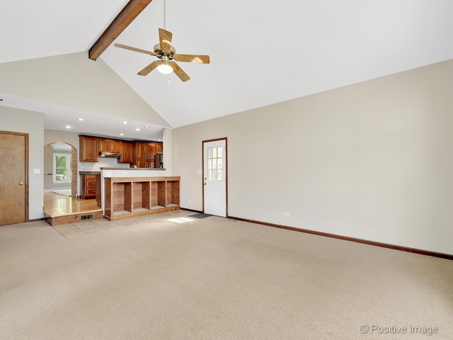 908 Ranch Road Wheaton, IL 60187 - Photo 11 of 25 an empty room with closet and windows
