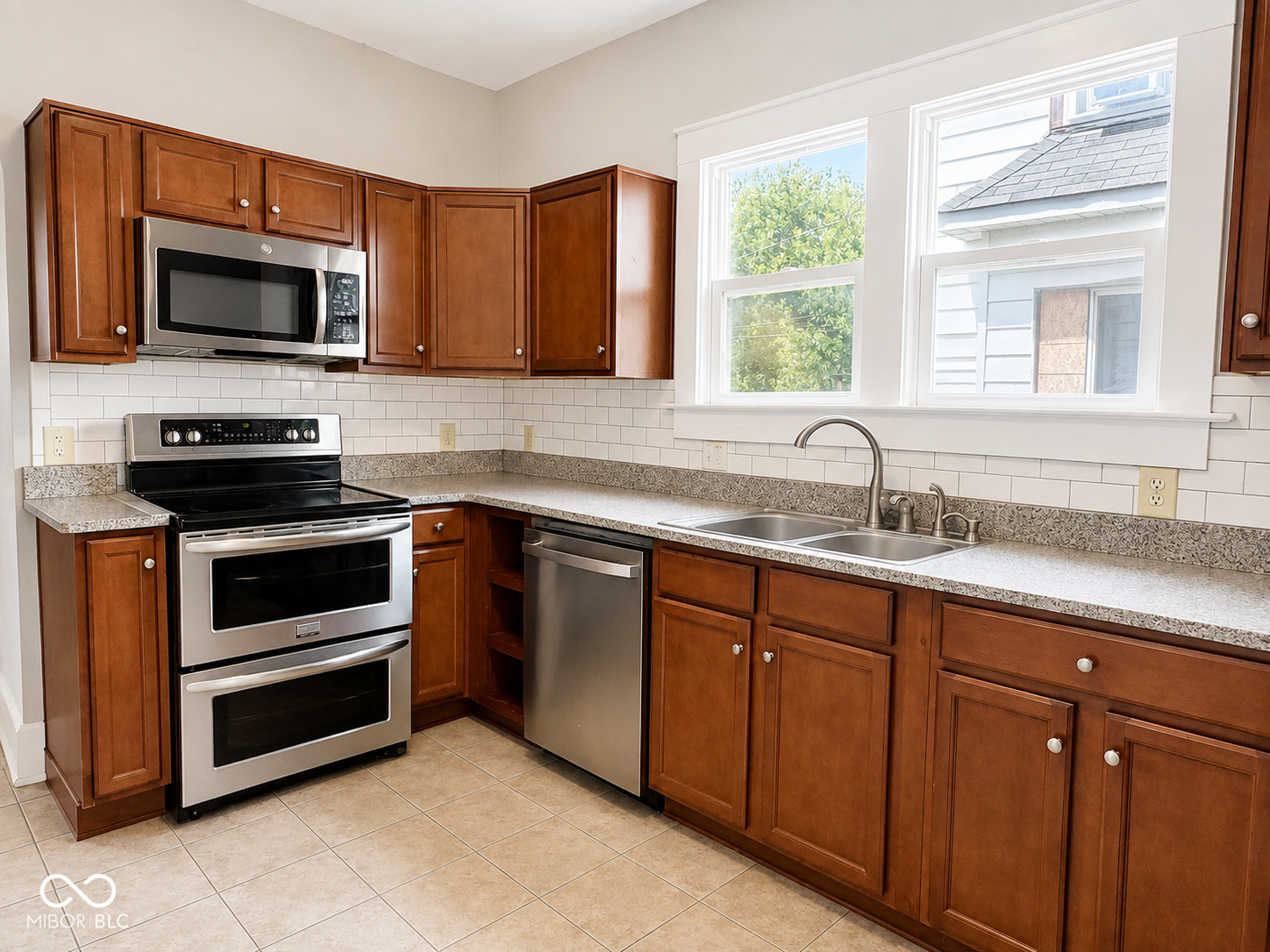 3006 Ruckle Street Indianapolis, IN 46205 - Photo 13 of 40 Gallery Image 13