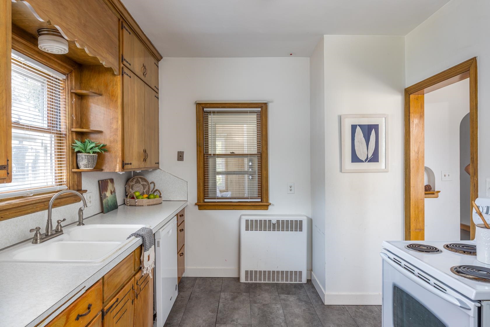 714 North Oneida Street Appleton, WI 54911 - Photo 8 of 28 Gallery Image 8