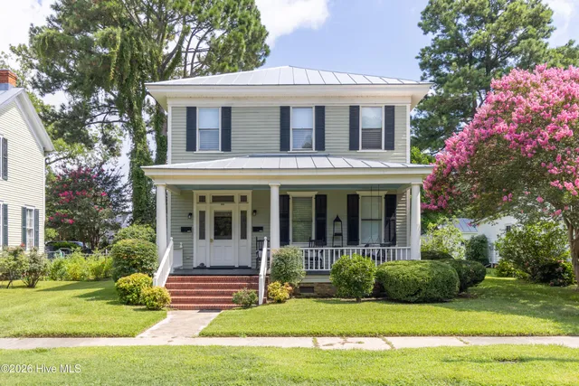 $472,500 | 303 East King Street, Edenton, NC 27932