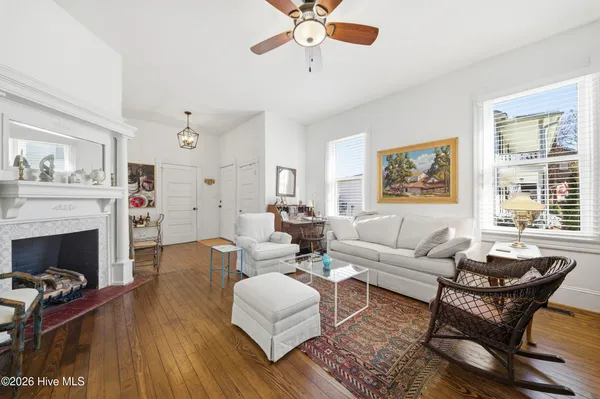 $460,000 | 303 East King Street, Edenton, NC 27932