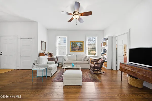$460,000 | 303 East King Street, Edenton, NC 27932