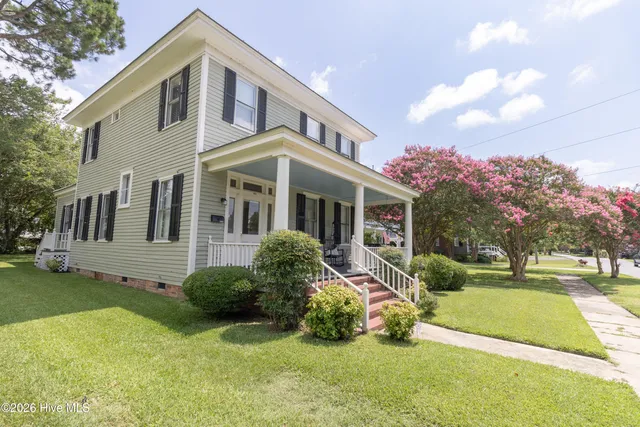 $472,500 | 303 East King Street, Edenton, NC 27932