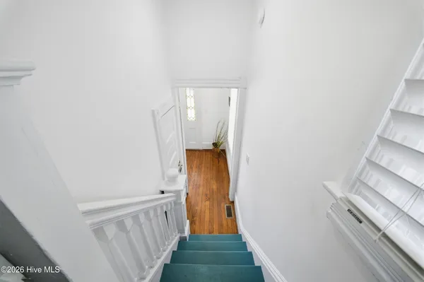 $460,000 | 303 East King Street, Edenton, NC 27932
