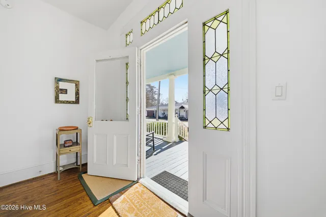 $472,500 | 303 East King Street, Edenton, NC 27932