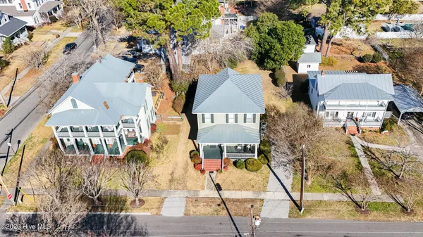 $460,000 | 303 East King Street, Edenton, NC 27932