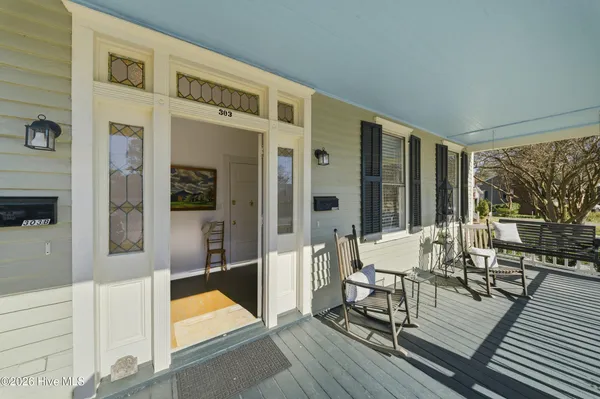 $460,000 | 303 East King Street, Edenton, NC 27932