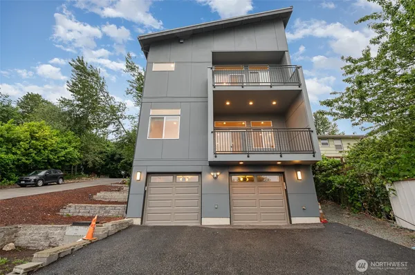 $4,750 | 5426 31st Avenue South, Seattle, WA 98108