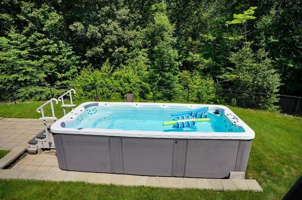 11 West Ledge Road Clinton, MA 01510 - Photo 6 of 34 Gallery Image 6