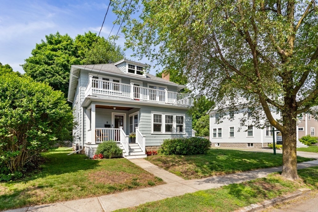 8 Berkeley Street Reading, MA 01867 - Photo 1 of 32