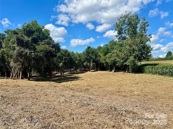 $109,000 | 2095 Hatties Way, Unit 3, Hamptonville, NC 27020