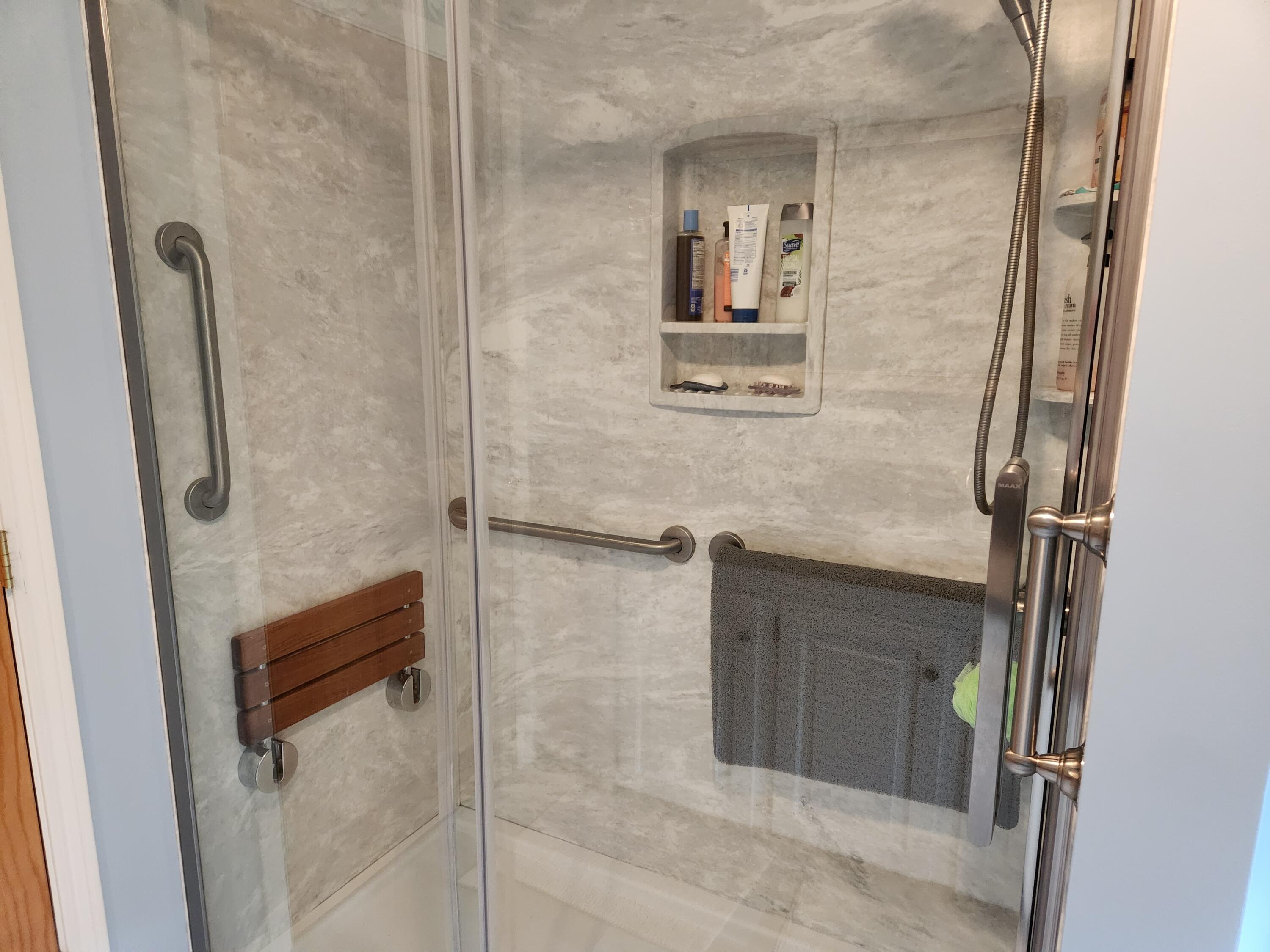 304 Goose Hill Road Jefferson, ME 04348 - Photo 19 of 31 DanielsShower