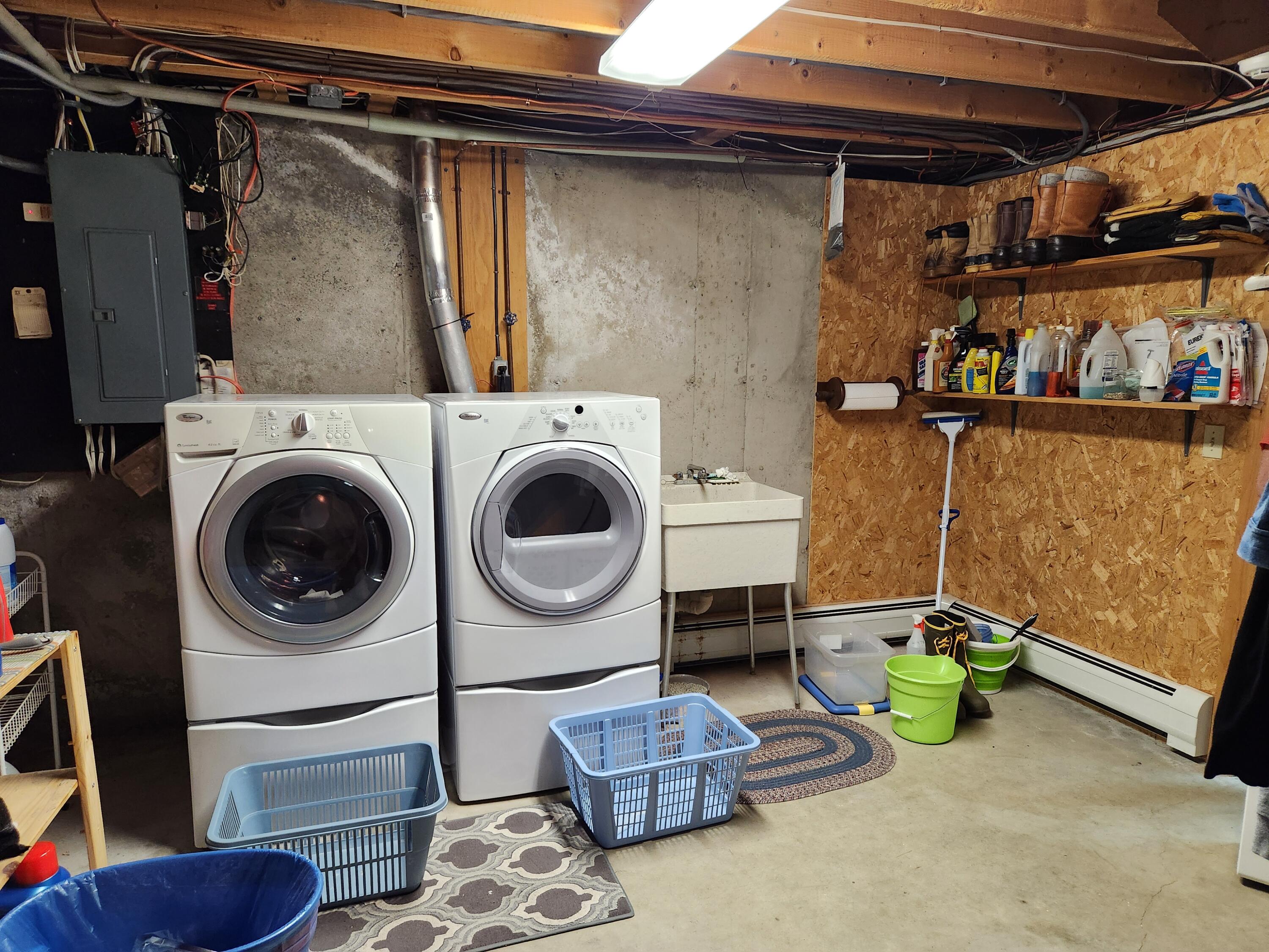 304 Goose Hill Road Jefferson, ME 04348 - Photo 27 of 31 DanielsLaundry