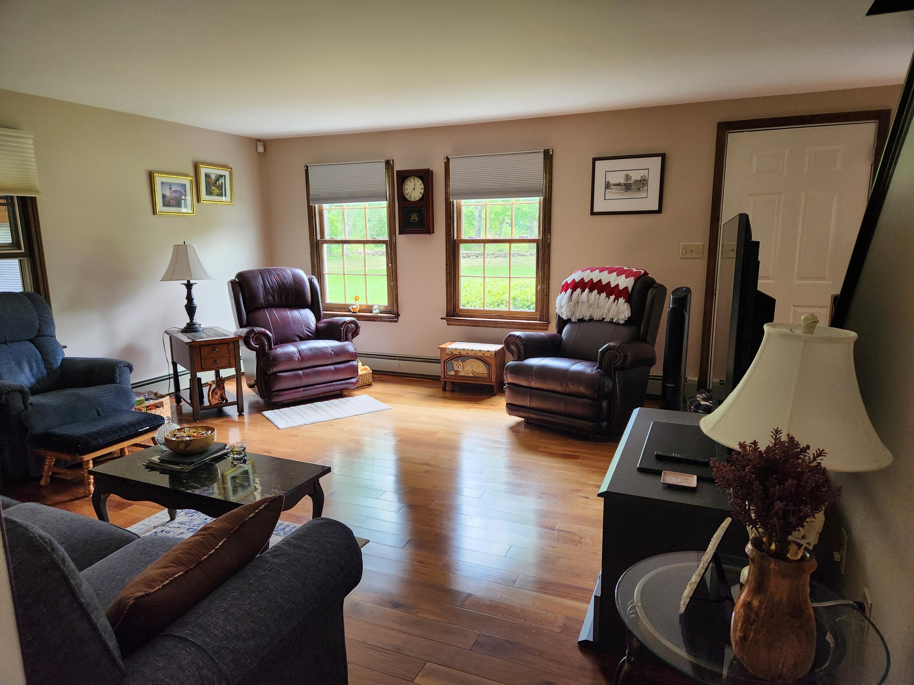 304 Goose Hill Road Jefferson, ME 04348 - Photo 8 of 31 DanielsLR2 (2)