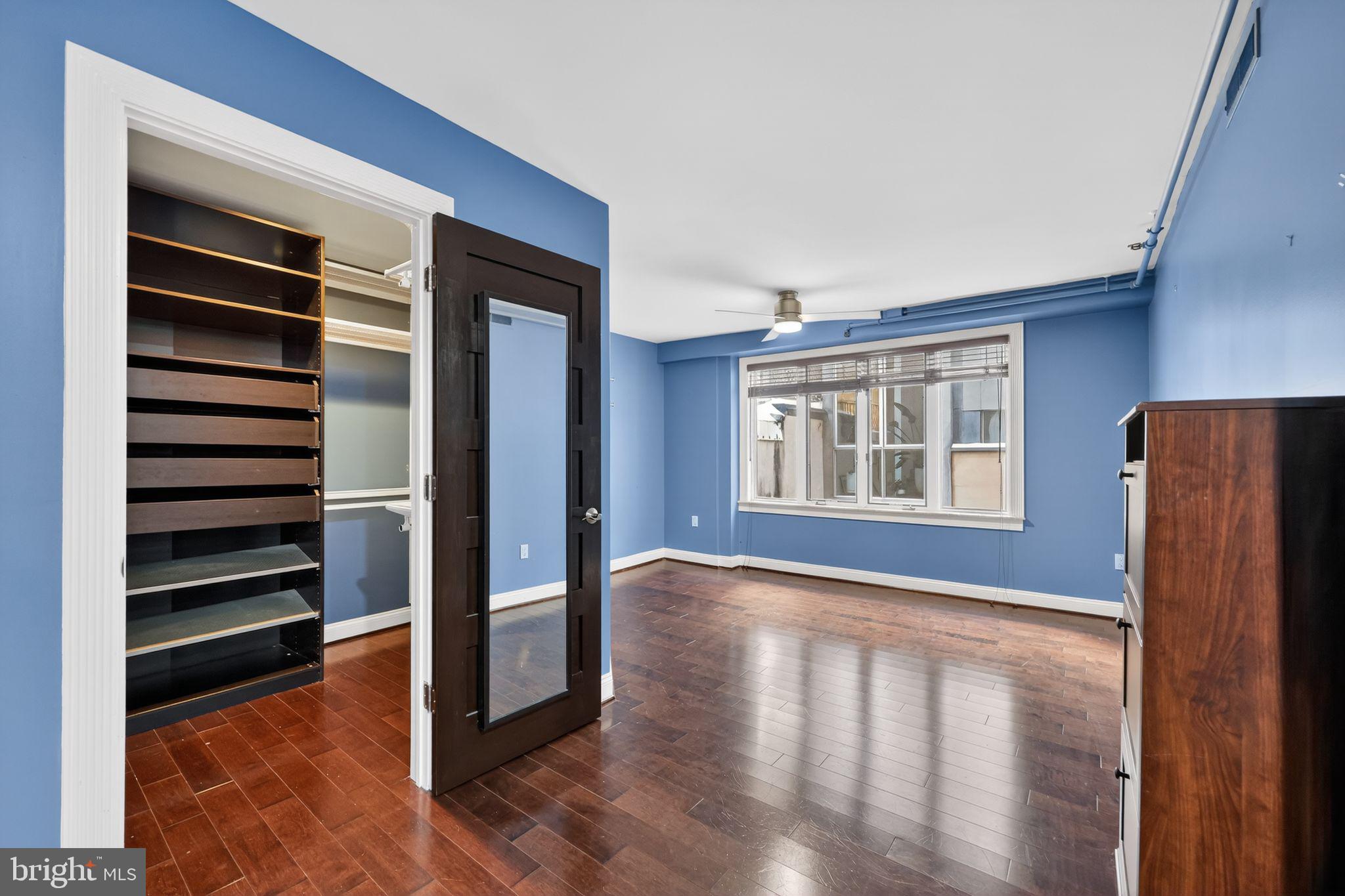 126 Cuthbert Street, Unit 3 Philadelphia, PA 19106 - Photo 26 of 32 Primary Bedroom