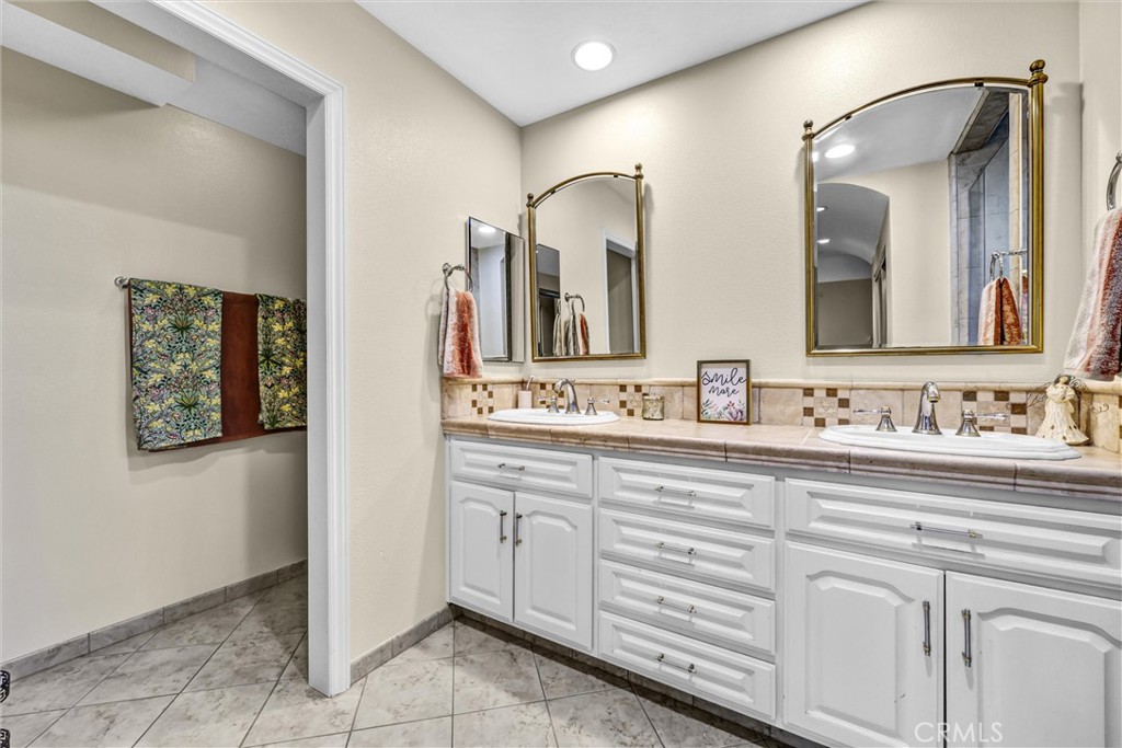 49 Pinewood Irvine, CA 92604 - Photo 24 of 36