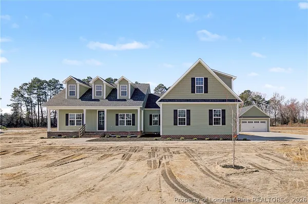 $489,500 | 3039 Dinwiddle Drive, Wade, NC 28395