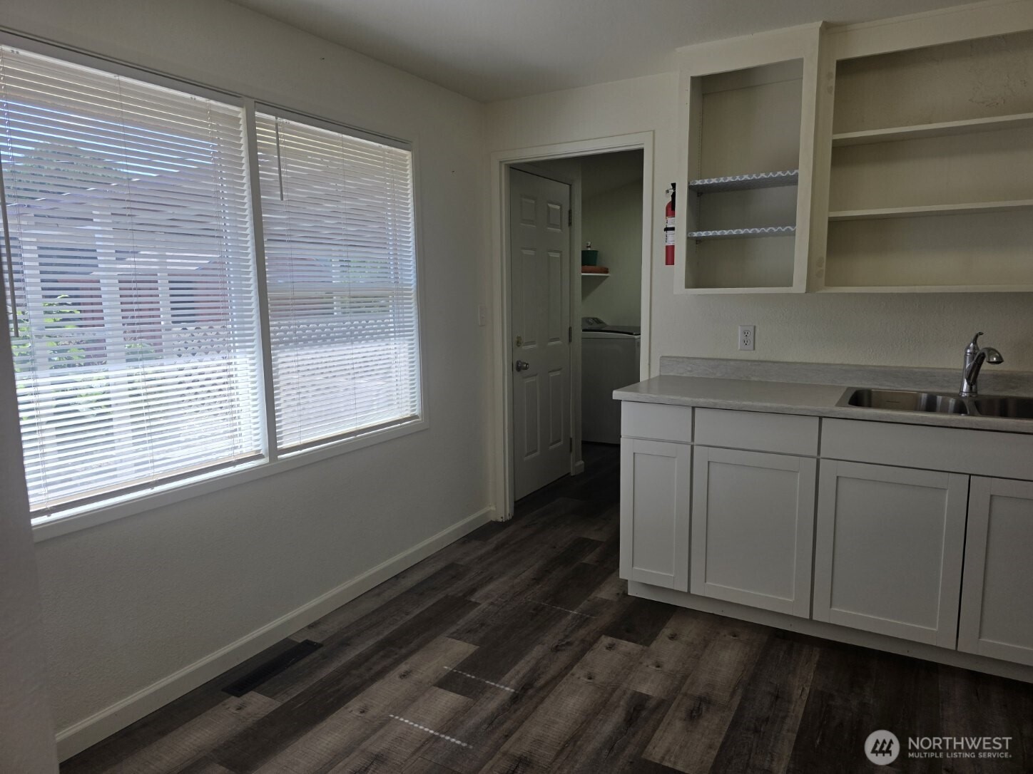 253 North Dale Road Moses Lake, WA 98837 - Photo 5 of 15 Gallery Image 5