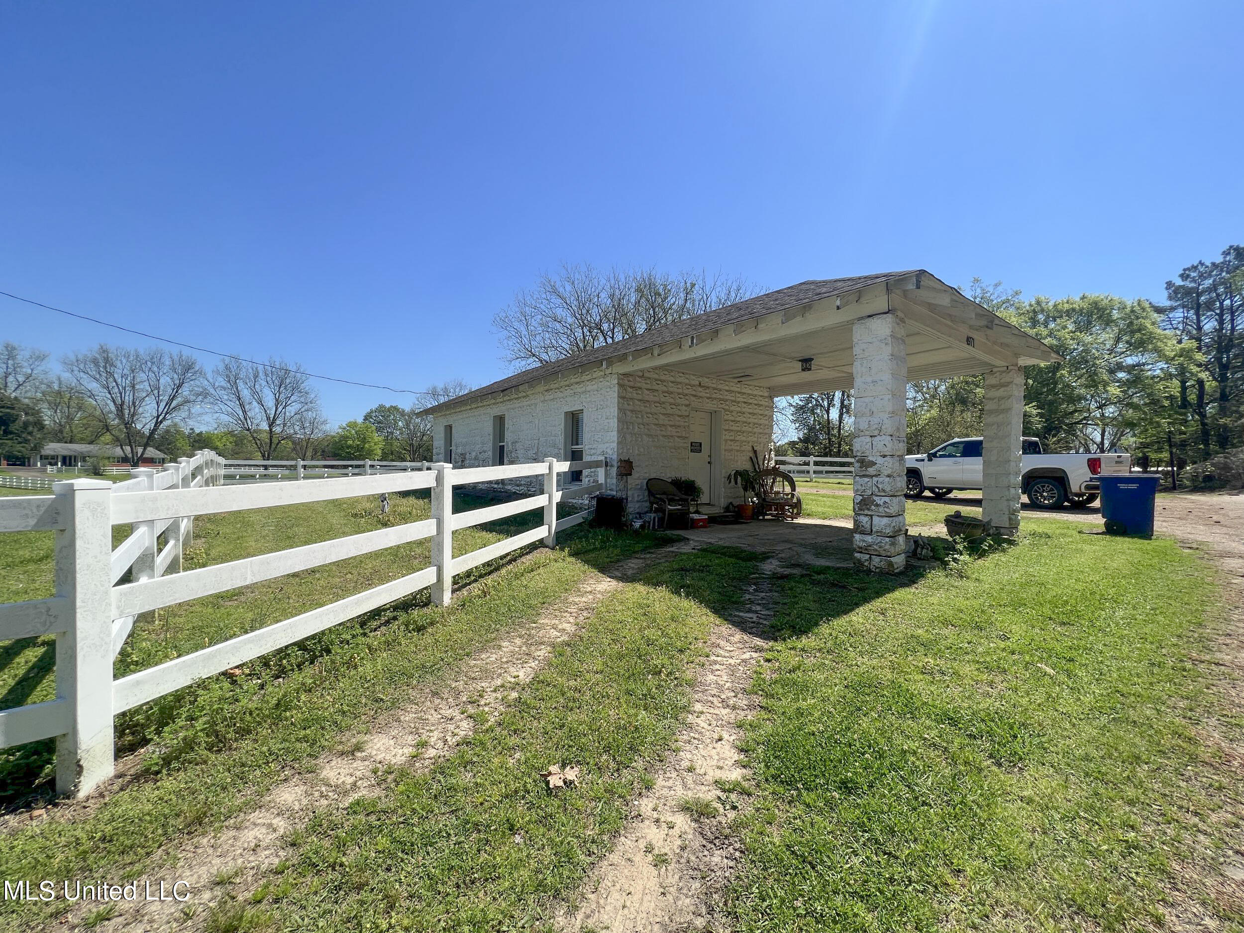 4977 Sees Chapel Road Crenshaw, MS 38621 - Photo 154 of 156 3gslsc137