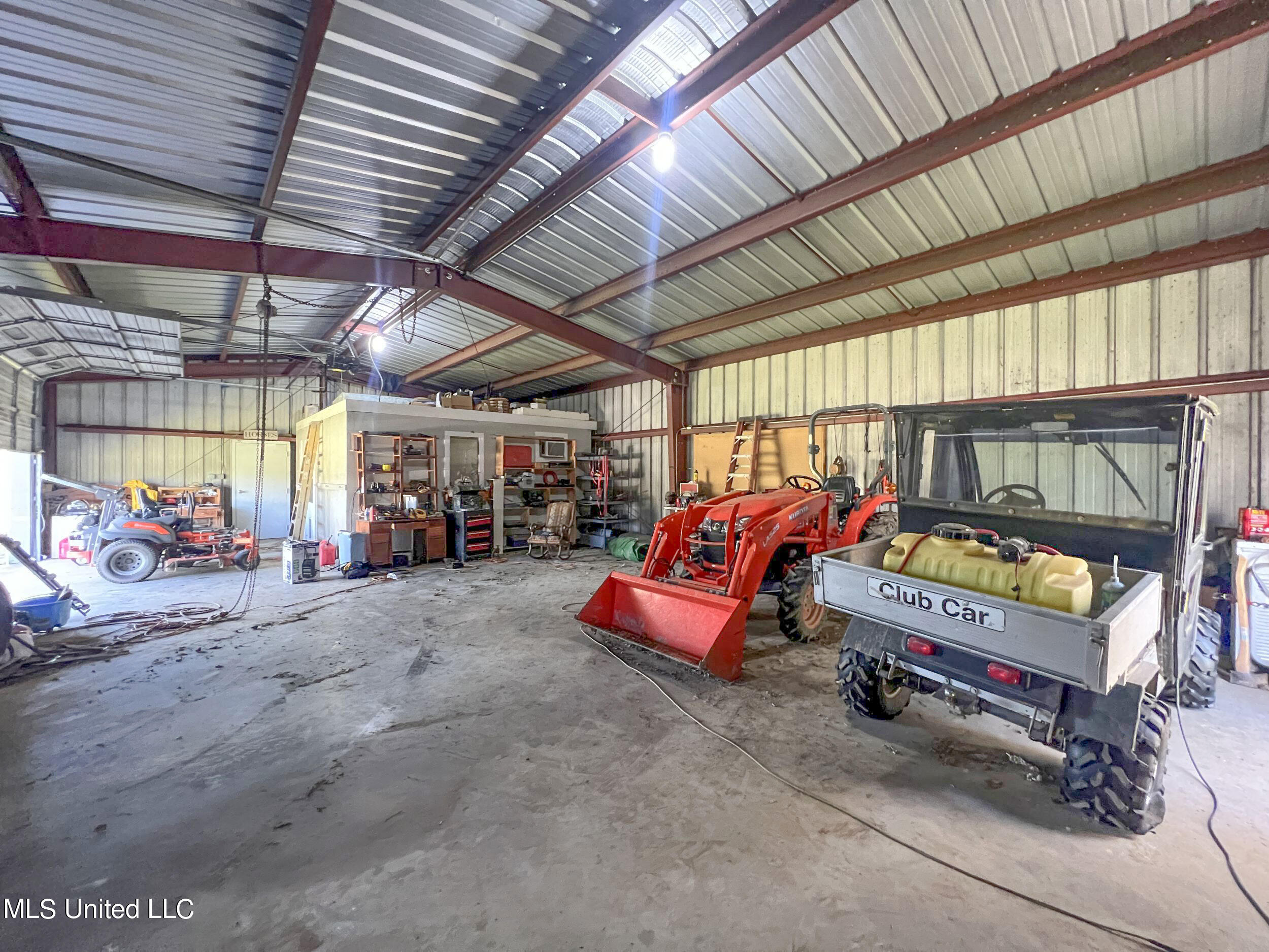4977 Sees Chapel Road Crenshaw, MS 38621 - Photo 63 of 156 3gslsc33