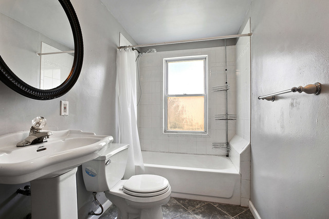 17824 Bock Road Lansing, IL 60438 - Photo 7 of 10