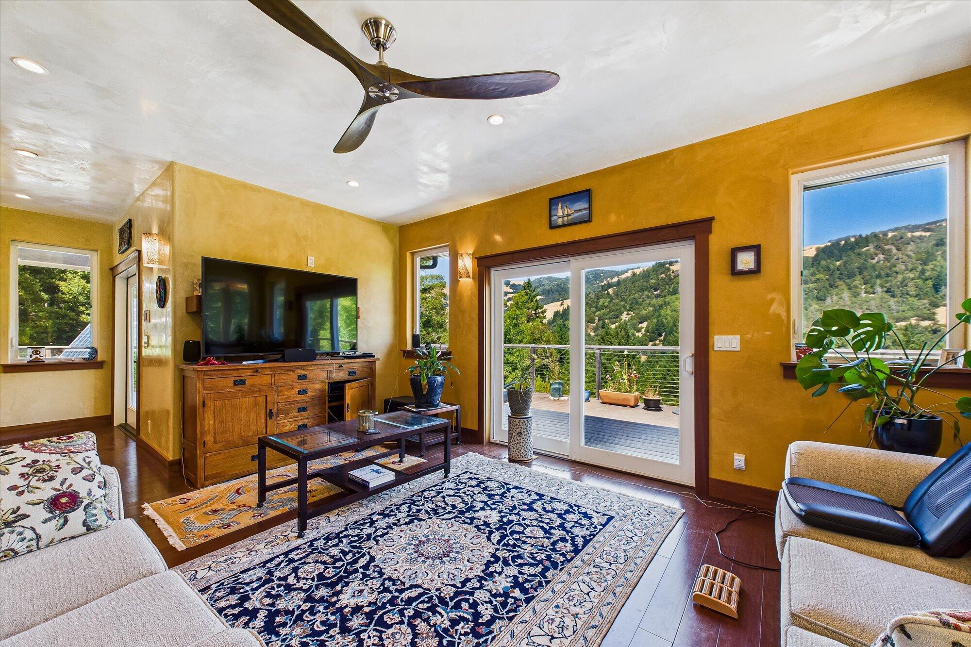 981 Mahan Road Garberville, CA 95542 - Photo 11 of 80