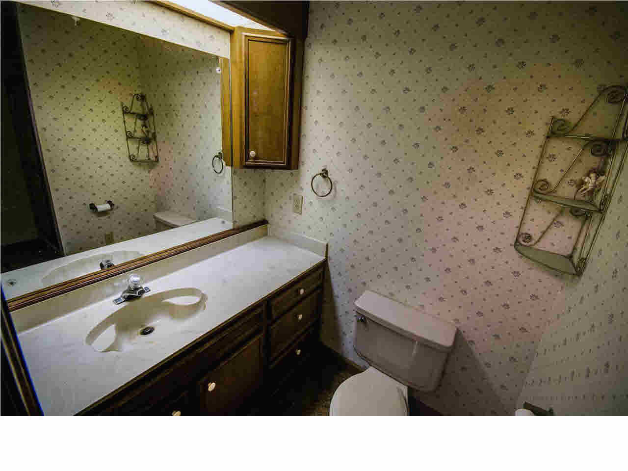 9677 Midway Road, Unit C Raymond, MS 39154 - Photo 32 of 48 Master bathroom