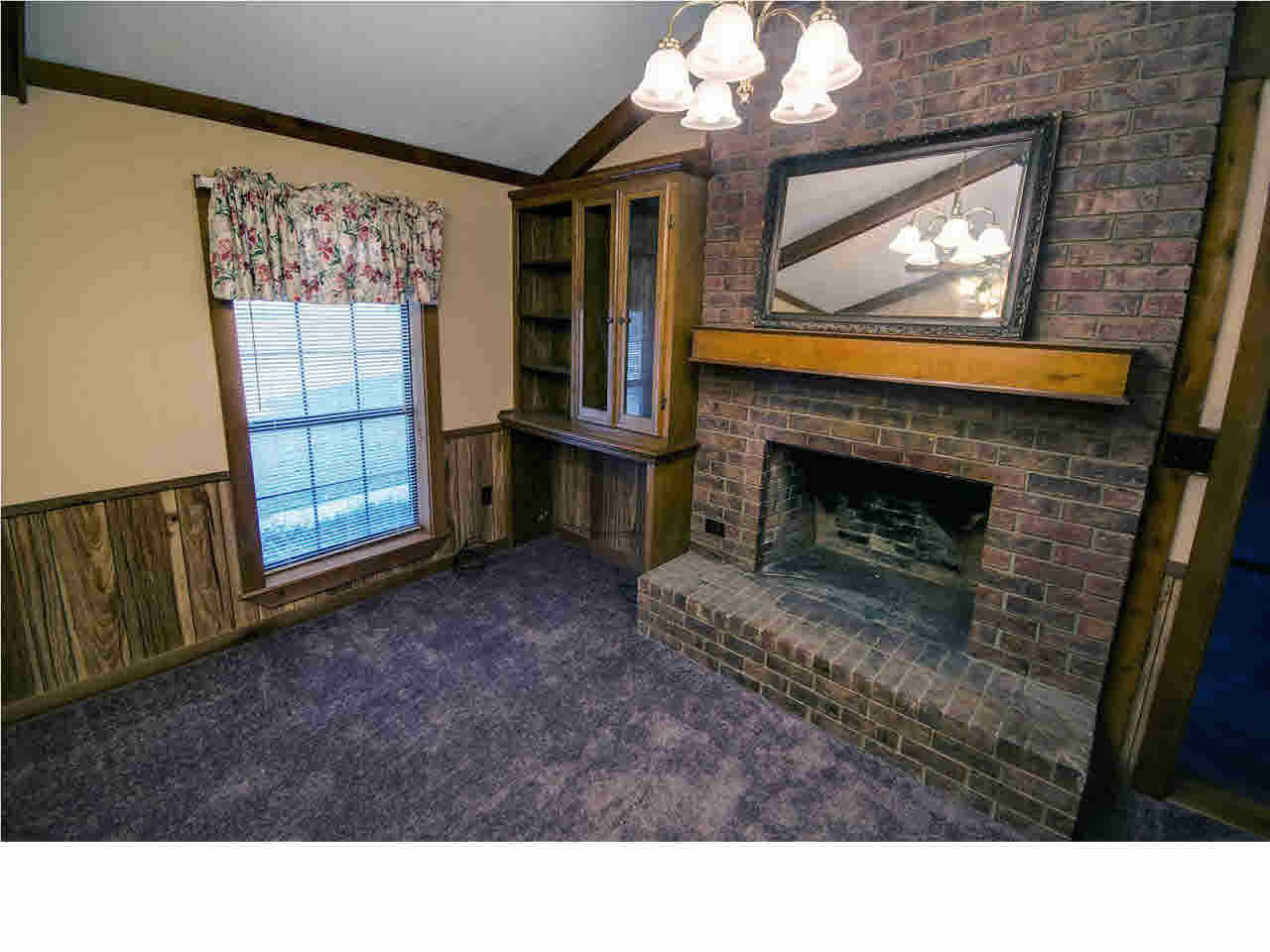 9677 Midway Road, Unit C Raymond, MS 39154 - Photo 5 of 48 Living room