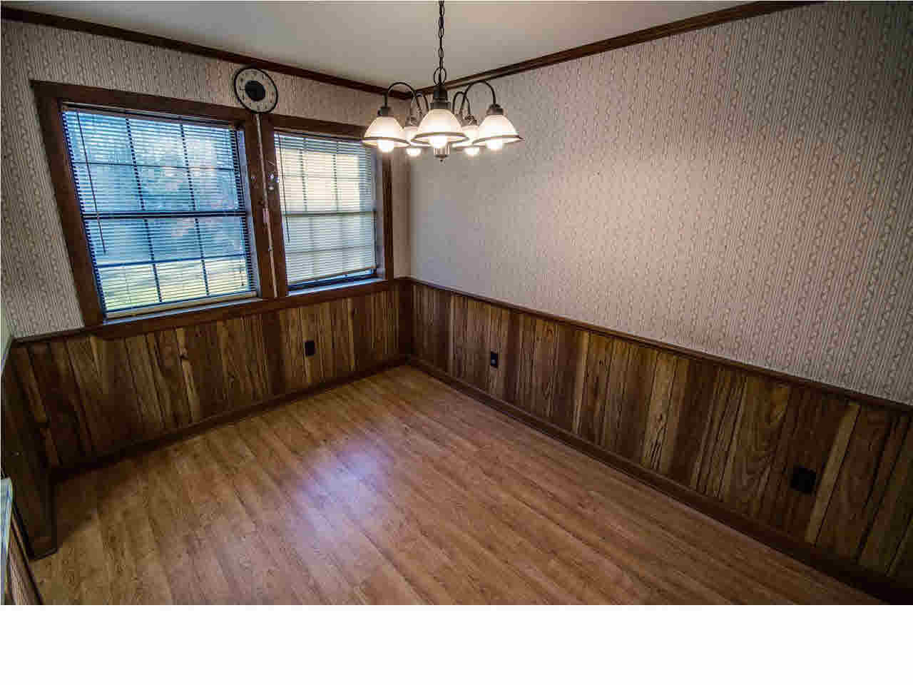 9677 Midway Road, Unit C Raymond, MS 39154 - Photo 9 of 48 Dining area.