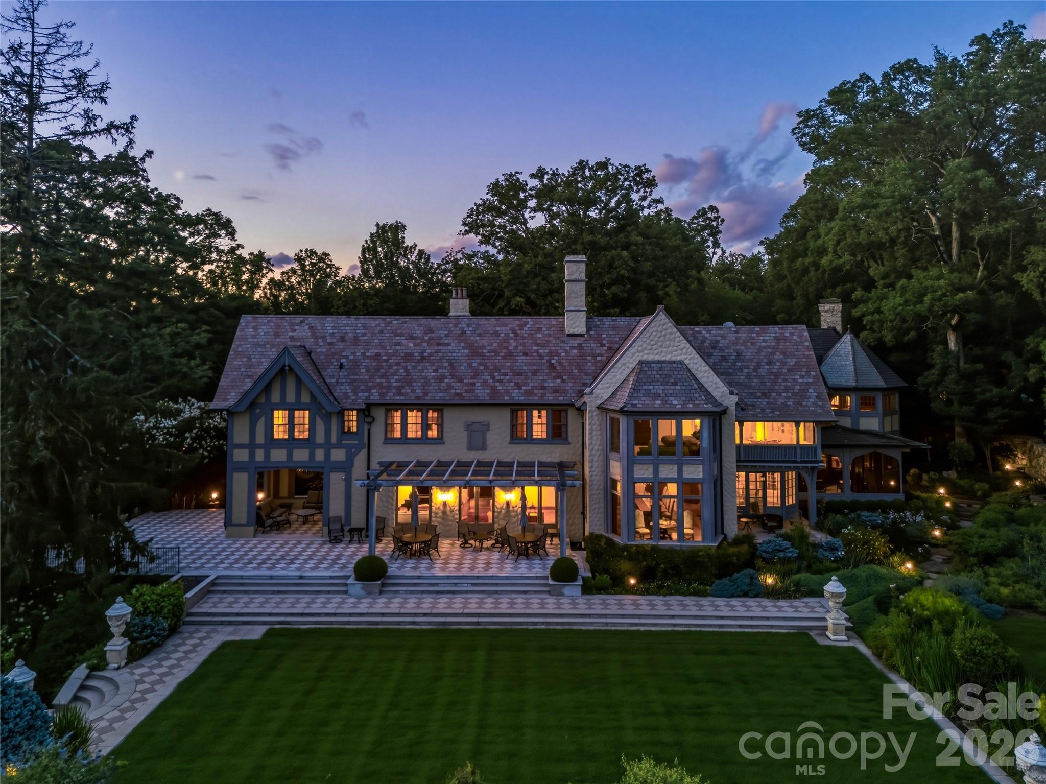 7 Stuyvesant Road Biltmore Forest, NC 28803 - Photo 10 of 48