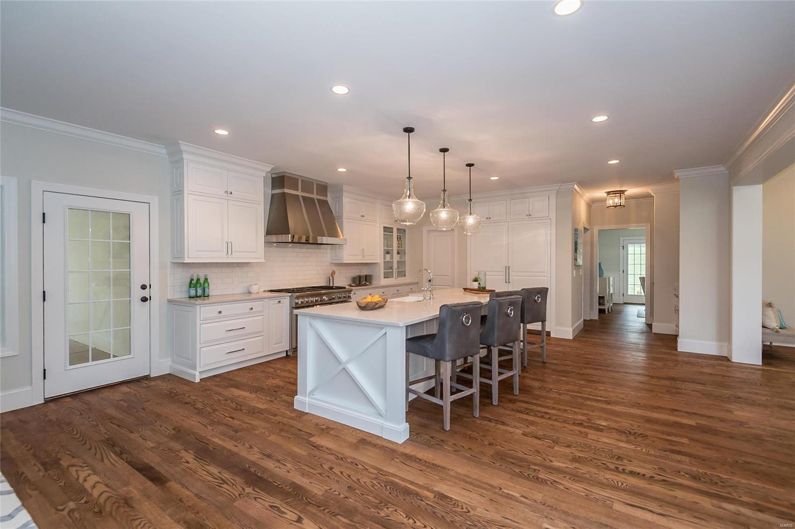 14985 Conway Road Chesterfield, MO 63017 - Photo 16 of 46 Gallery Image 16