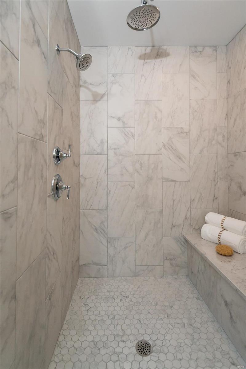 14985 Conway Road Chesterfield, MO 63017 - Photo 28 of 46 Gallery Image 28