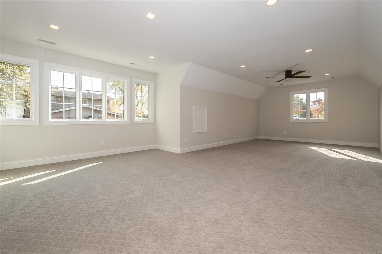 14985 Conway Road Chesterfield, MO 63017 - Photo 34 of 46 Gallery Image 34