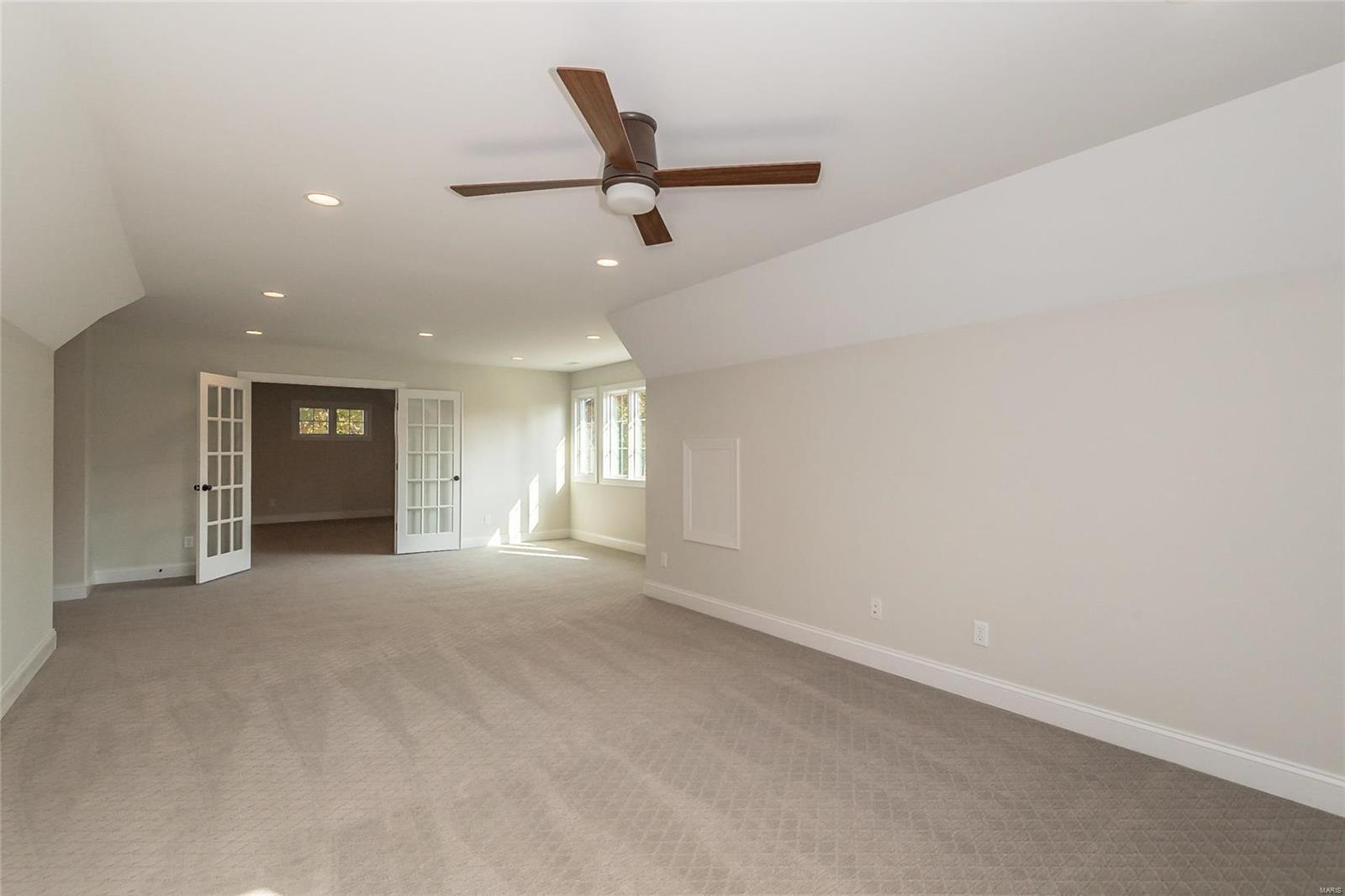 14985 Conway Road Chesterfield, MO 63017 - Photo 35 of 46 Gallery Image 35