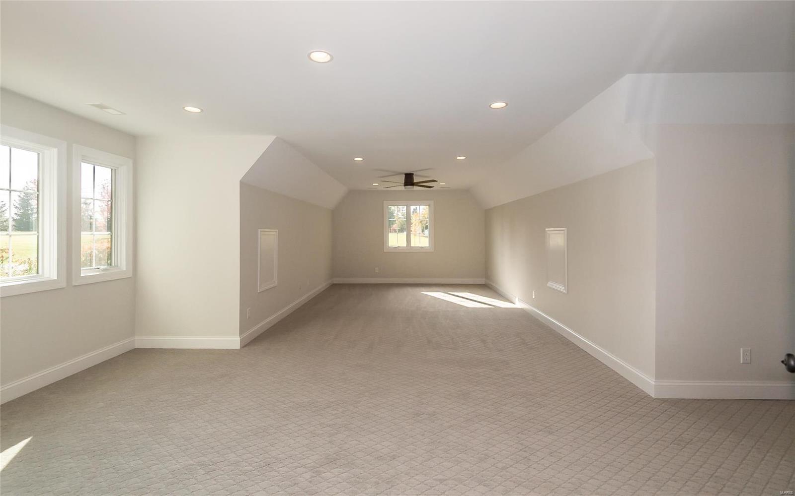 14985 Conway Road Chesterfield, MO 63017 - Photo 37 of 46 Gallery Image 37