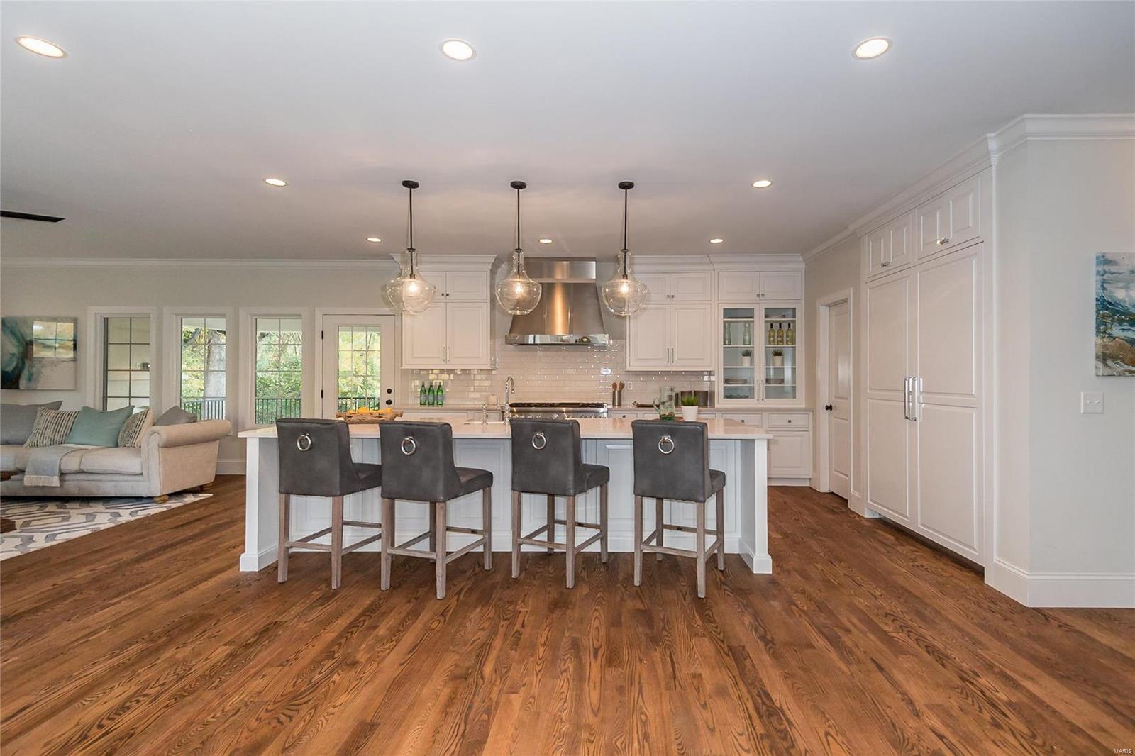 14985 Conway Road Chesterfield, MO 63017 - Photo 10 of 46 Gallery Image 10