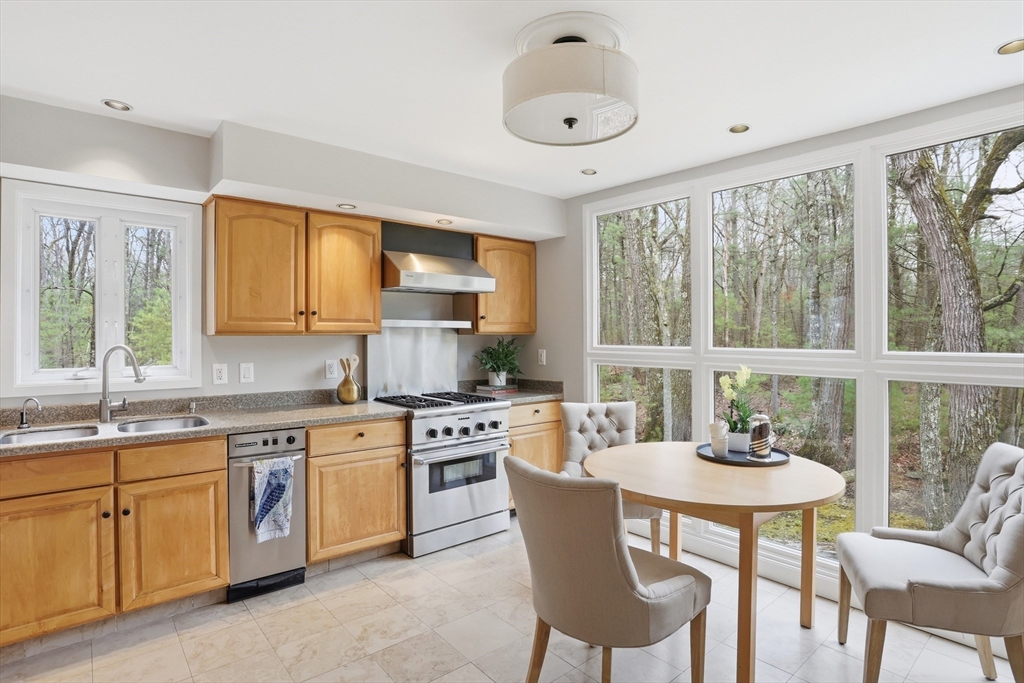 400 Rutland Street Carlisle, MA 01741 - Photo 10 of 42 Gallery Image 10