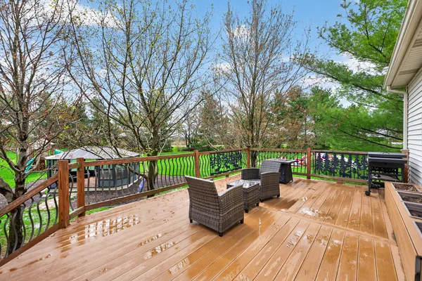 $679,900 | 19-n055 Woodview Parkway, Hampshire, IL 60140