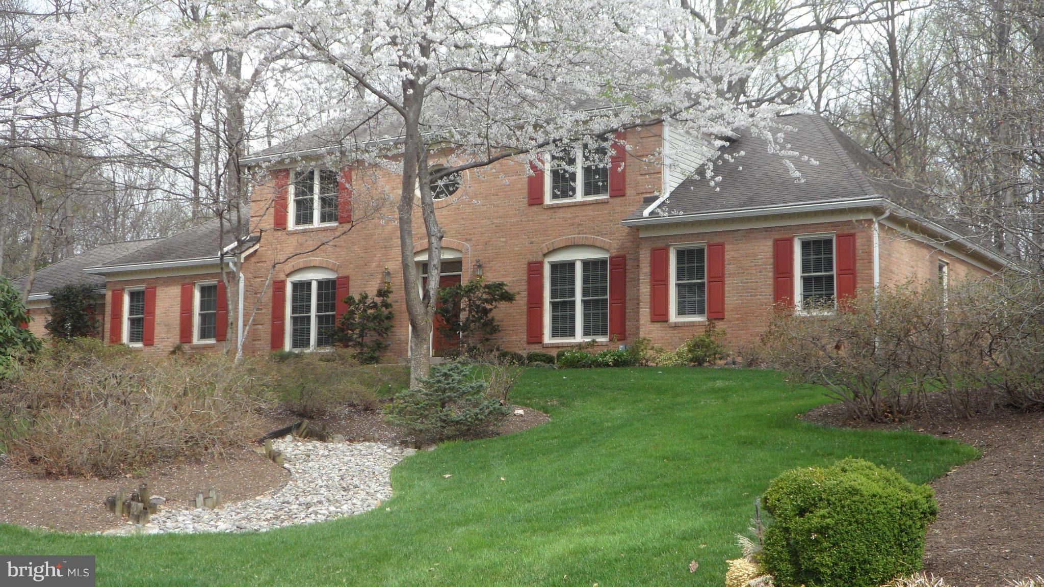 10098 Bird Road Vienna, VA 22181 - Photo 1 of 30 Exterior (Front)