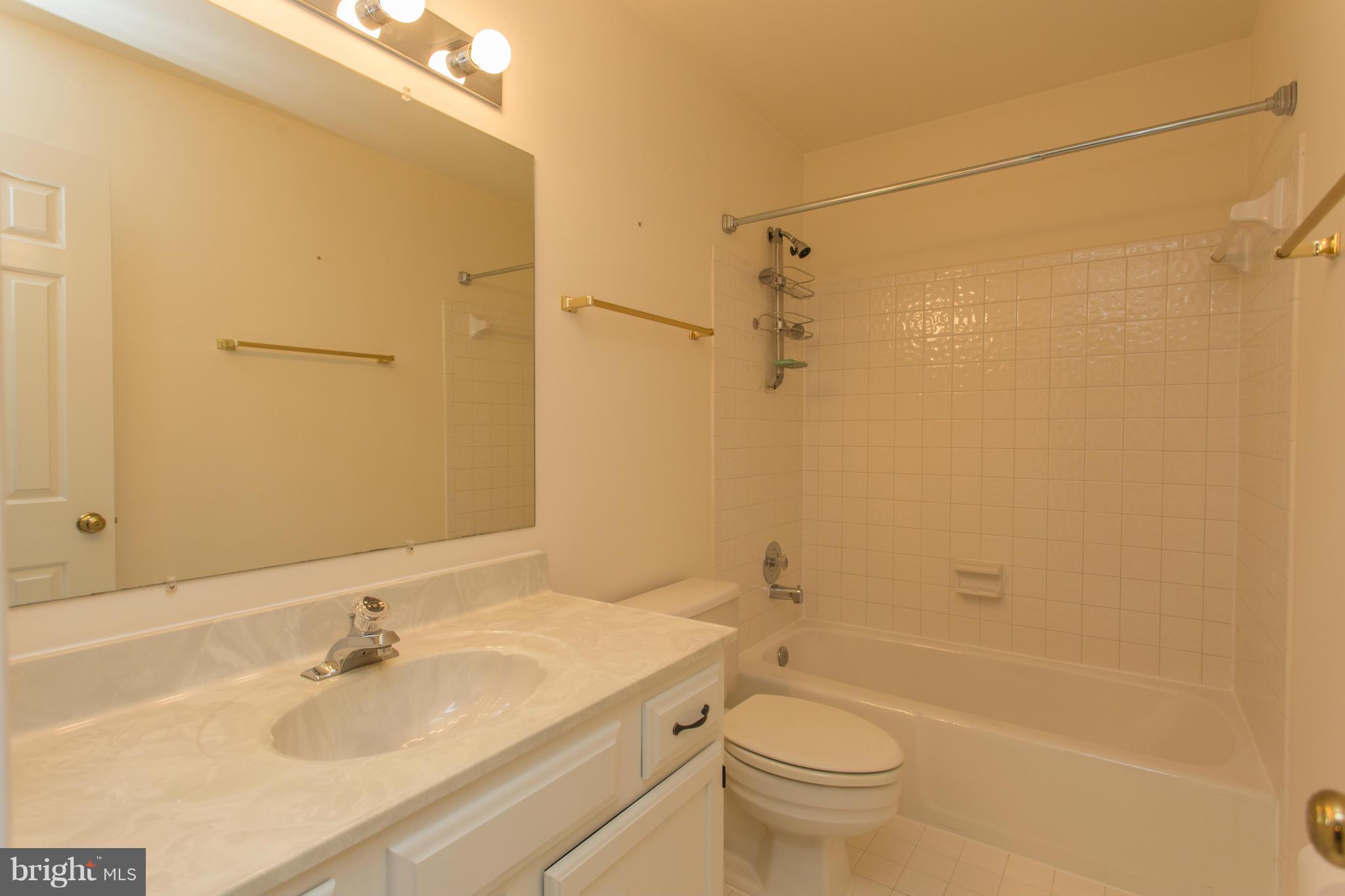 10098 Bird Road Vienna, VA 22181 - Photo 23 of 30 Bath