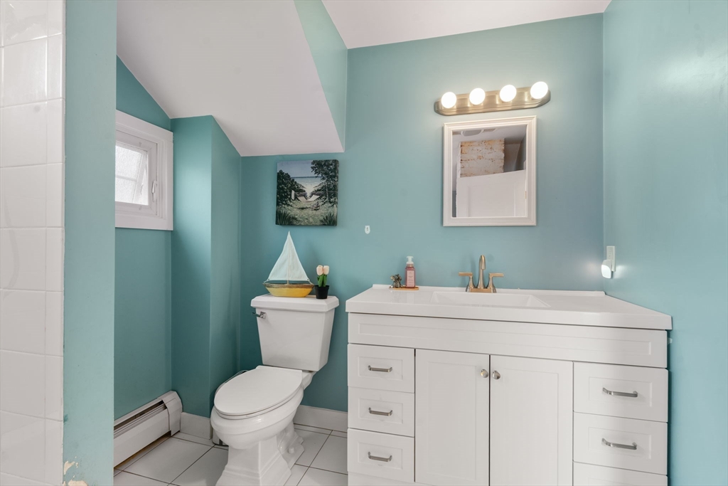 22 Bradford Road Milton, MA 02186 - Photo 17 of 23